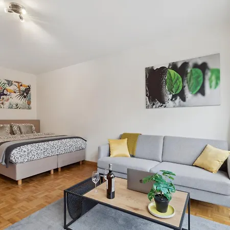 Apartment Athenee 36 By Homenhancement *