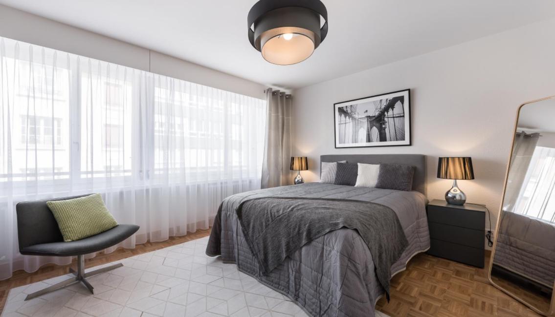 Apartment Athenee 36 By Homenhancement