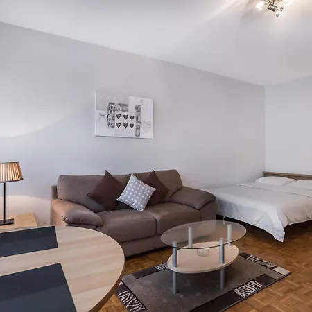 Athenee 36 By Homenhancement * Genève